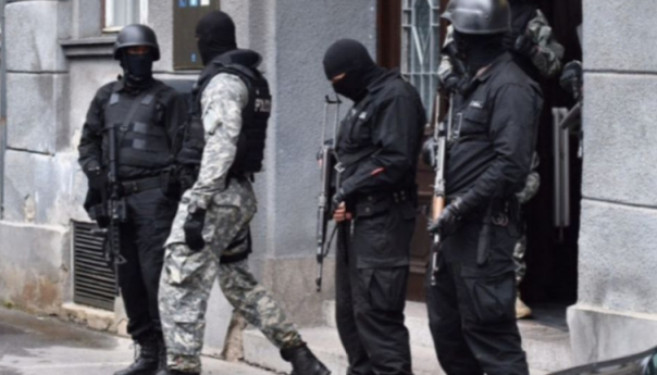Otmica u Sarajevu: Odveli muškarca ispred KPZ-a, četvorka otkrivena na Palama