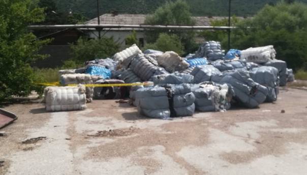 Otpad u Drvaru i B. Grahovu nije uskladišten prema propisima