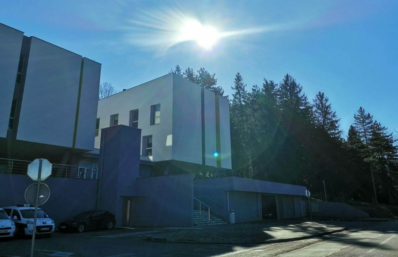 Otuđio desetine hiljada maraka za sebe i ženu, potvrđena optužnica