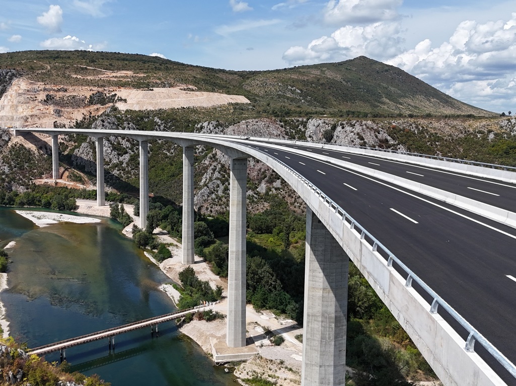 Otvara se most Hercegovina, zabava uz klapu s Praljkove komemoracije