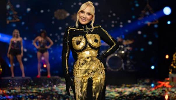 Ovo je haljina Lepe Brene zbog koje su se 'sukobila' mišljenja gledalaca