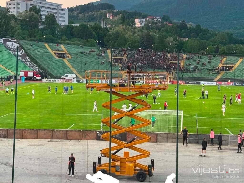 Ovo je pogled sa juga Koševa: Za šta su Željini navijači platili kartu?