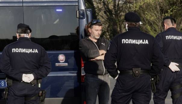 Pad broja novozaraženih u Srbiji, policijski sat preko cijelog vikenda