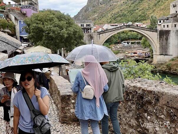 Pada broj stranih turista u BiH, domaći nose rast