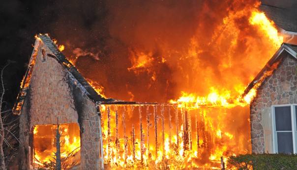 Pakistan: Požar u kući odnio živote sedam članova porodice