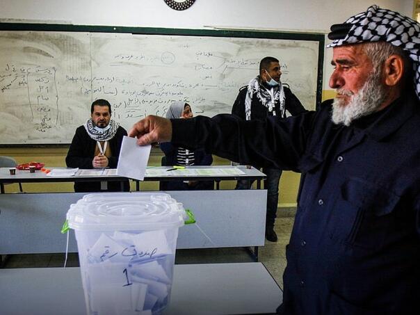 Palestinci glasaju na prvim izborima od rata u Gazi