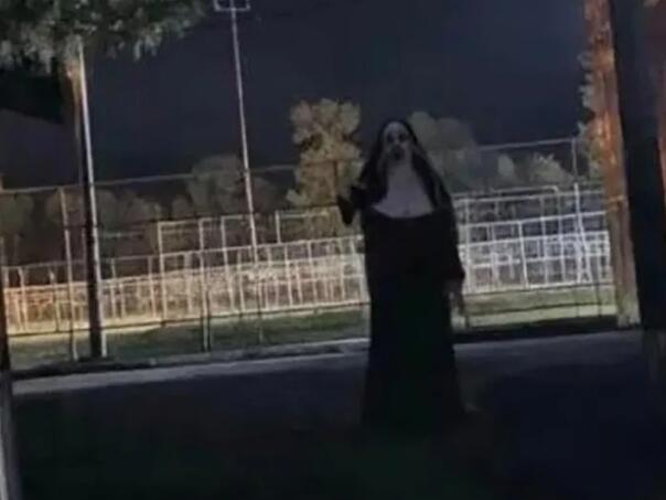 Panika u Srbiji zbog "žena u crnom": TikTok izazov uznemirio roditelje i djecu