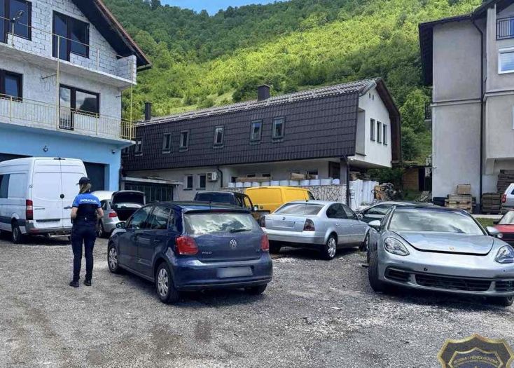 Pao dvojac iz Travnika: Fingirali saobraćajne nesreće