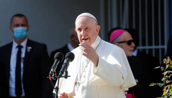 Papa Franjo iznenađen što pojedini kardinali odbijaju vakcine