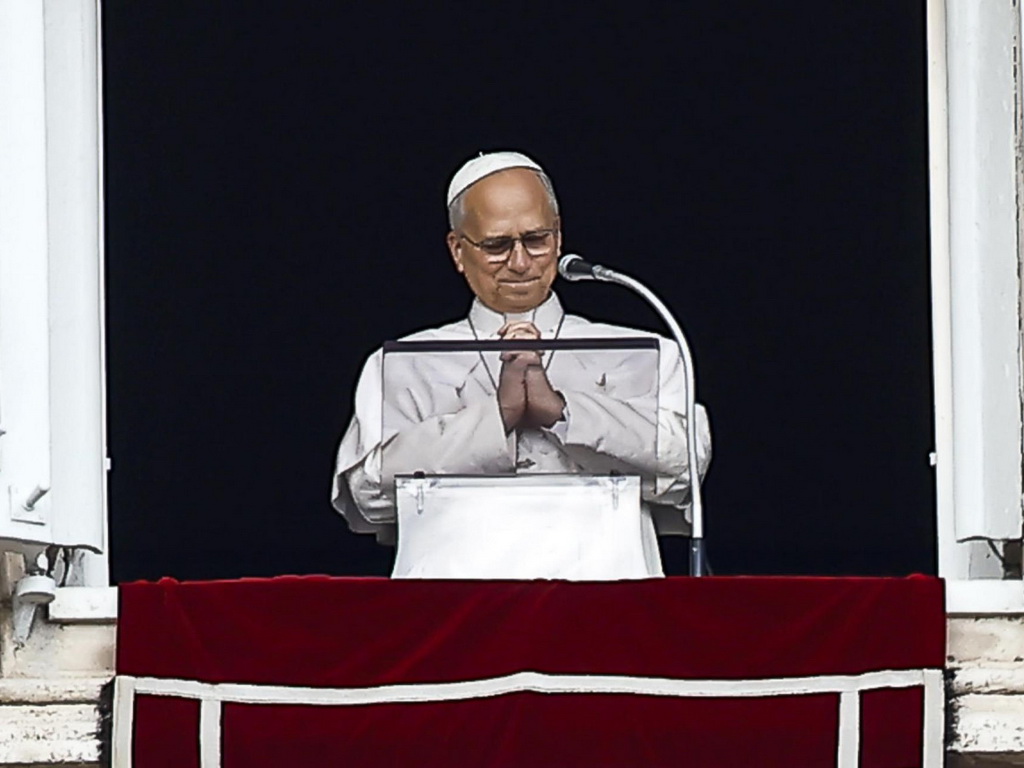 Papa Lav prvi put pred vjernicima nakon operacije, zahvalio ljudima širom svijeta