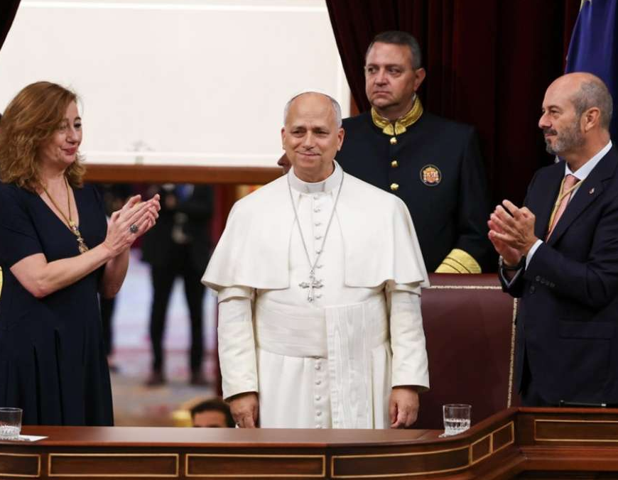 Papa Lav XIV upozorio protiv upotrebe vještačke inteligencije u sistemima naoružanja