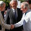 Papa počeo hodati nakon operacije raka pluća