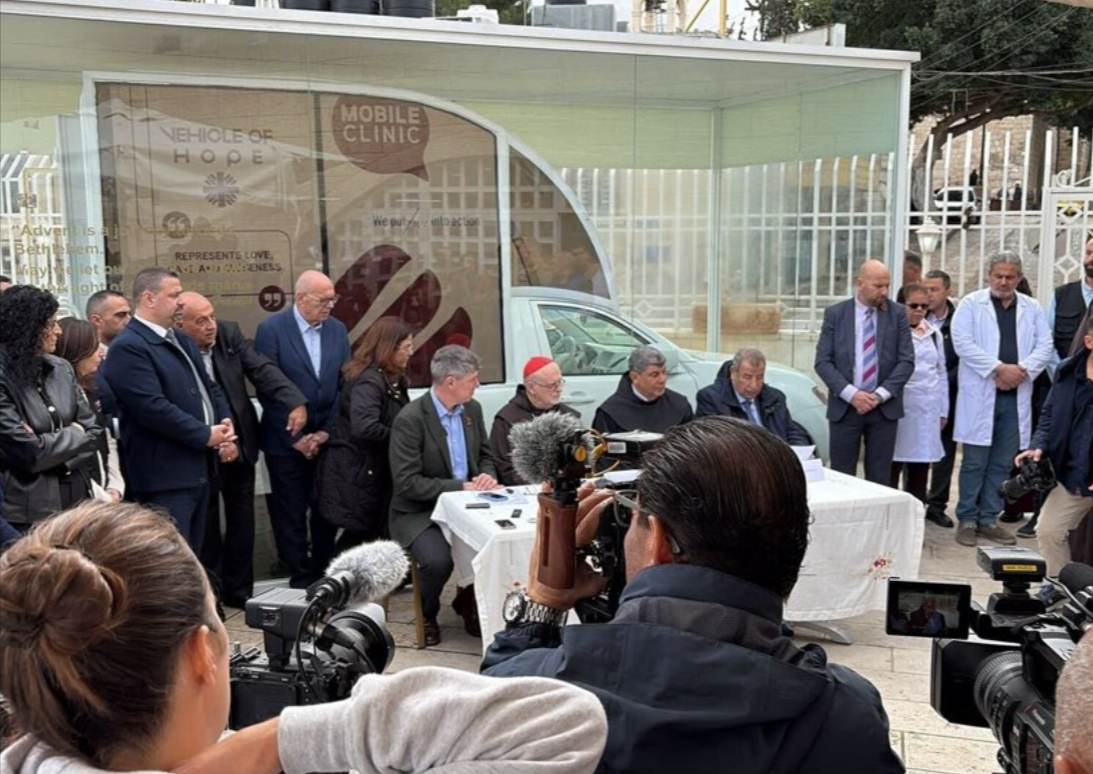 "Papamobil" pretvoren u pokretnu kliniku za djecu u Gazi