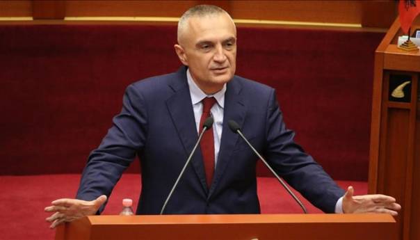 Parlament Albanije izglasao nepovjerenje Iliru Meti