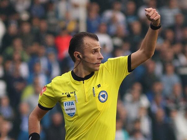 Peljto u centru pažnje: U BiH suspendovan zbog pogrešaka, a večeras sudi Ligu prvaka