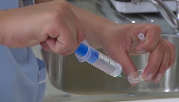 Pentagon: Do kraja godine razumno očekivati cjepivo protiv koronavirusa