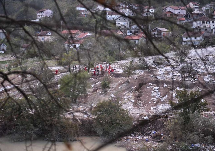 Pet kantona u BiH u opasnosti od poplava i klizišta