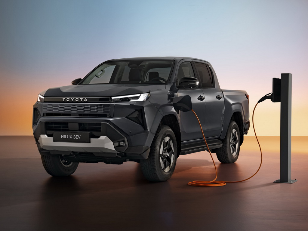Pet minuta do punog rezervoara: Toyota Hilux na vodonik stiže u Evropu