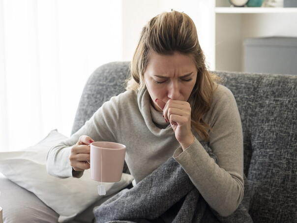 Pet najboljih prirodnih lijekova protiv suhog kašlja, jeftini su i učinkoviti