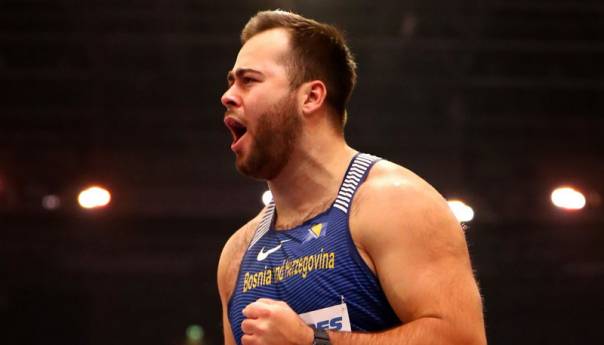 Pezer osvojio treće mjesto u bacanju kugle na atletskom mitingu u Češkoj