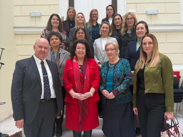 Pierce: Prava i zastupljenost žena temelj svake demokratije