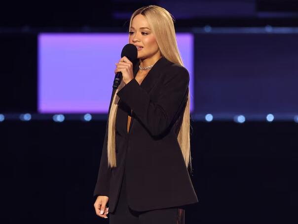 Pjevačica u suzama: Rita Ora odala počast Liamu Payneu na dodjeli MTV-a
