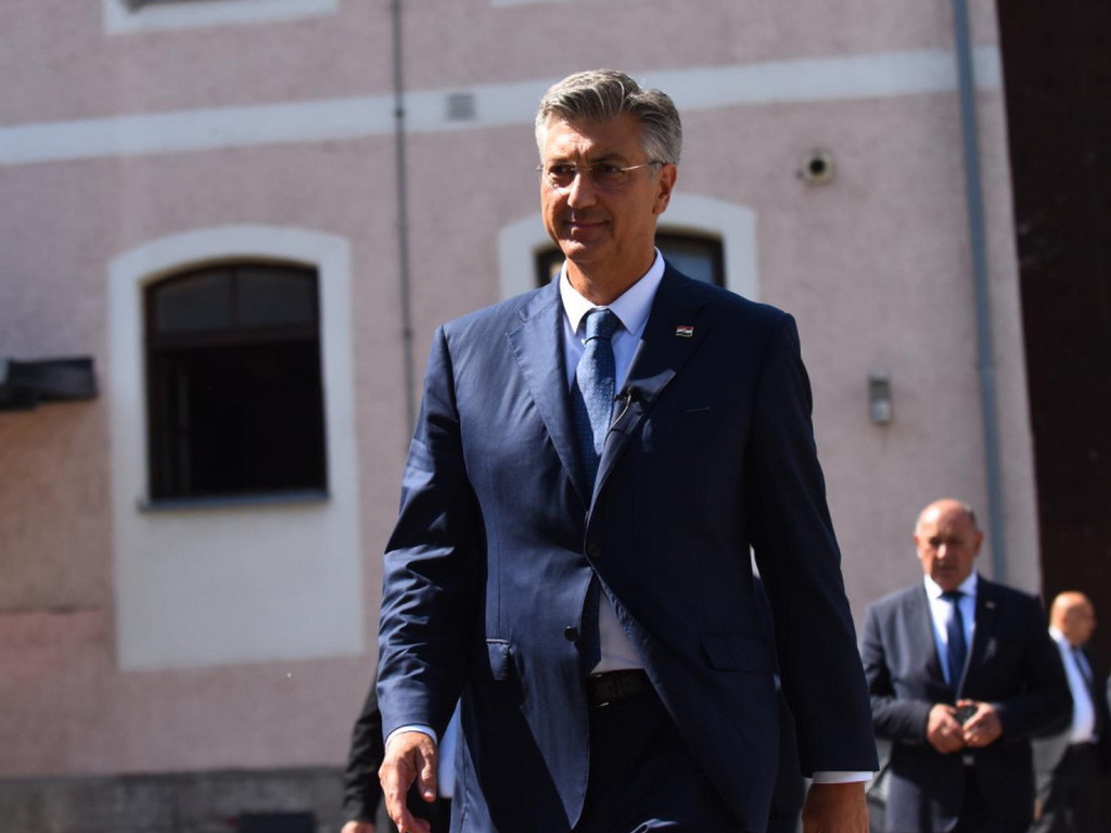 Plenković: Cijela Srbija se digla zbog moje izjave o Mladiću, vratite se u prvi razred škole