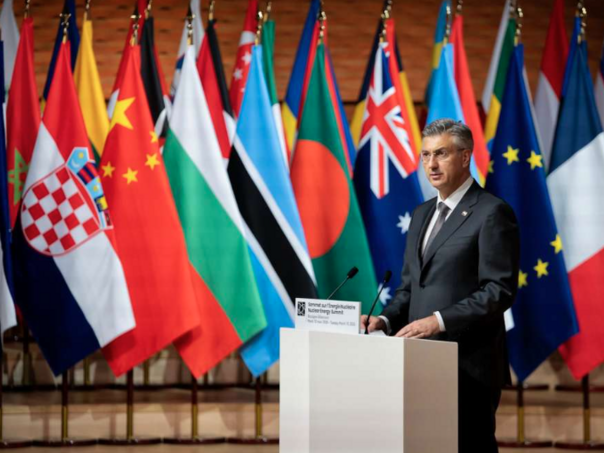 Plenković: EU zaostao u razvoju "nezaobilazne" nuklearne energije