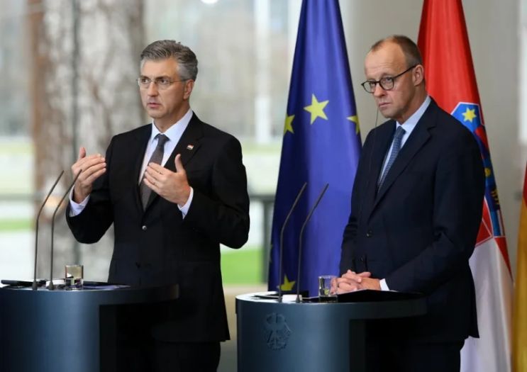 Plenković se sastao sa Merzom, govorili o BiH