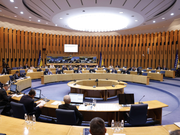 Počela nova hitna sjednica Doma naroda: SNSD se vratio