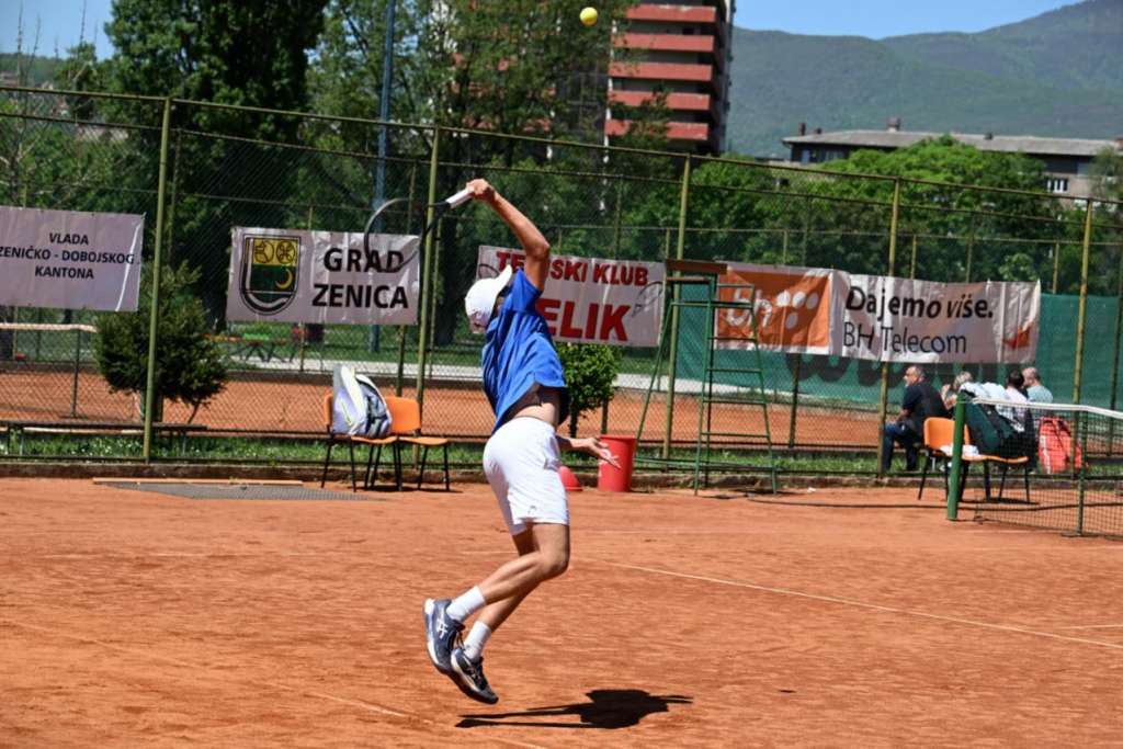 Počeli mečevi glavnog turnira 25. izdanja "Zenica Open 2025" za teniserke i tenisere do 16 godina