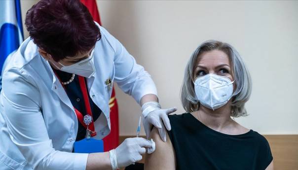Počelo masovno vakcinisanje u Crnoj Gori