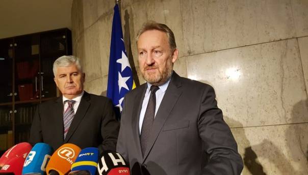 Počeo sastanak Izetbegovića i Čovića u Sarajevu