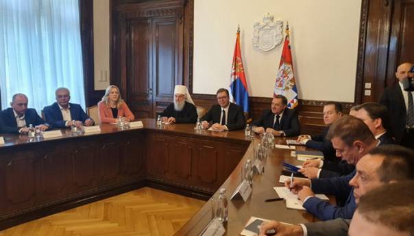 Počeo sastanak: Vučić sa Srbima iz regiona