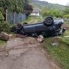 Pod dejstvom alkohola prevrnuo auto na krov, na kraju ga priveli