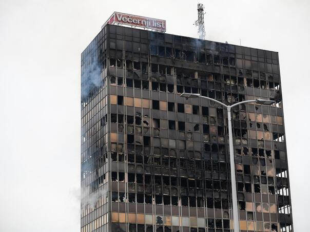 Podignuta optužnica protiv dvojice mladića za paljenje Vjesnikovog nebodera