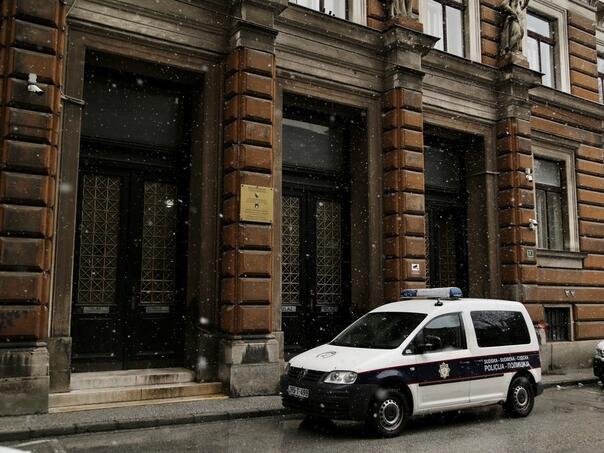 Podignuta optužnica: Bankari u Sarajevu 'izvukli' million KM