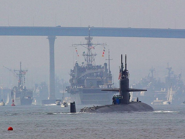 Podmornica napala iranski brod, 101 osoba nestala