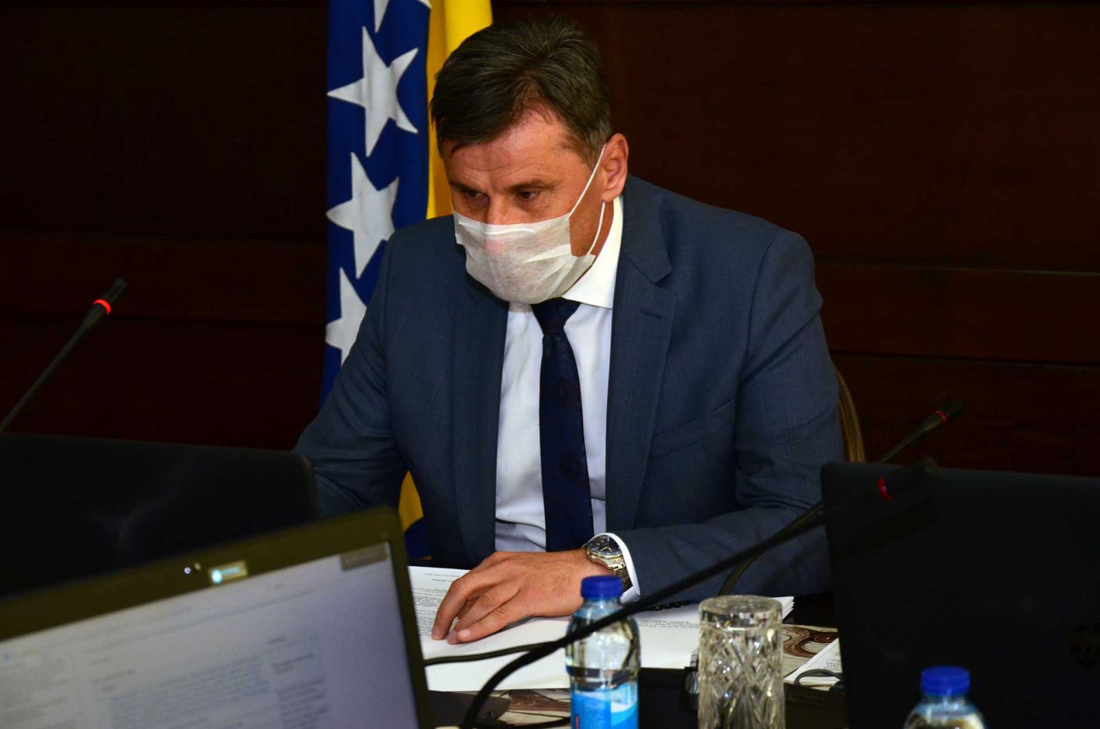 Podržan prijedlog Novalića: 21 milion KM preusmjeren za medicinsku opremu