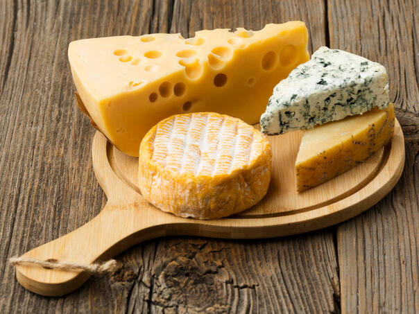 Podstiče moždani udar: Ovaj sir je najštetniji za zdravlje