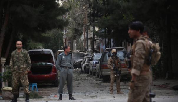 Poginulo najmanje devet osoba u eksploziji automobila bombe