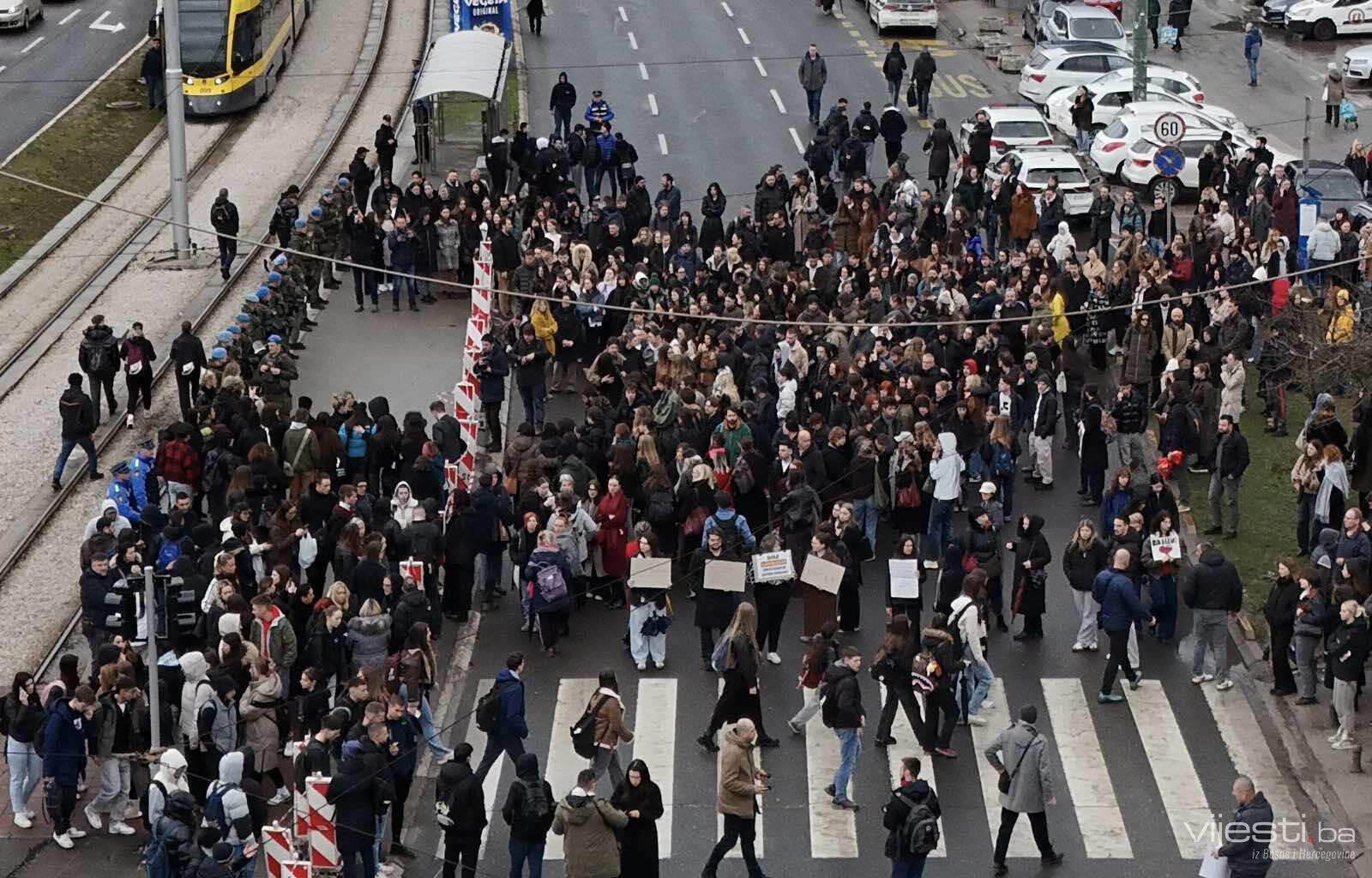 Pogledajte fotografije iz zraka sa protesta u Sarajevu