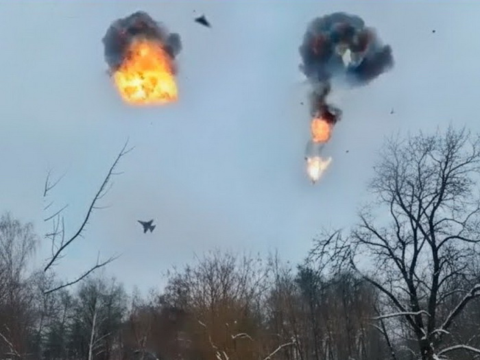 Pogledajte kako je ukrajinski F-16 topom uništio ruski dron