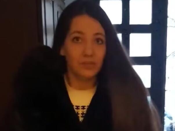 Pogledajte kako Vučićevi aktivisti kupuju glasove starijih građana