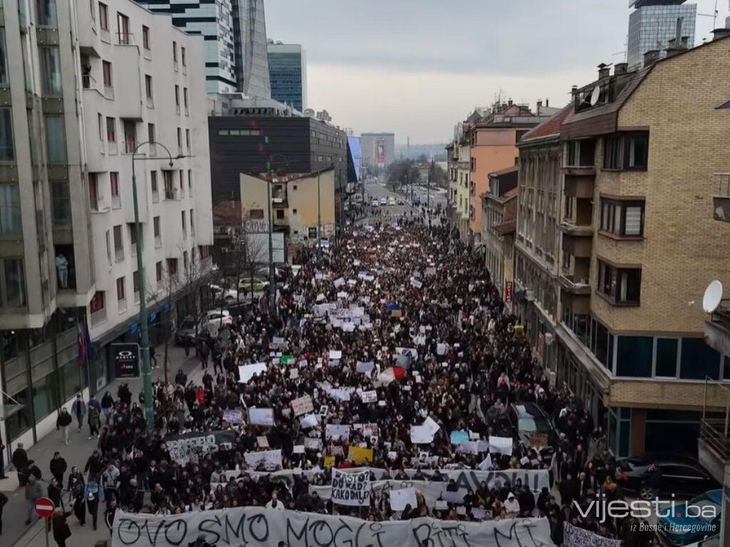 Pogledajte snimke dronom s protesta u Sarajevu
