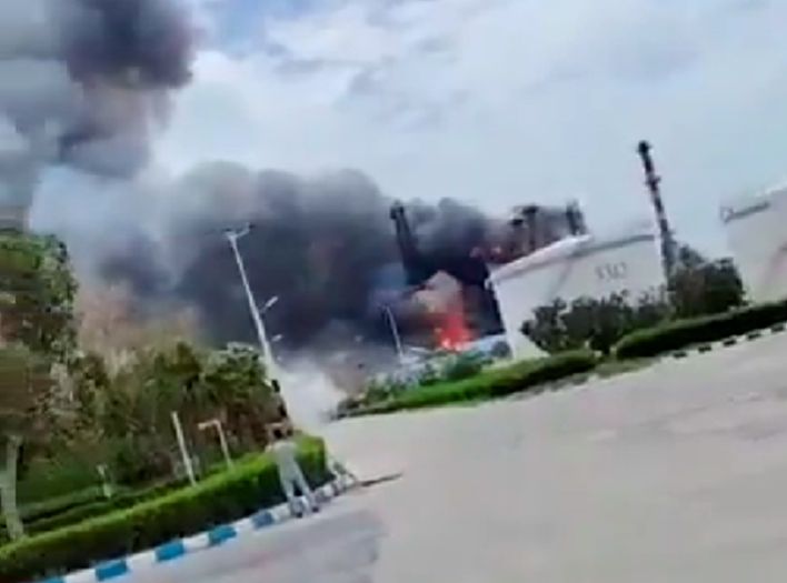 Pogođena rafinerija nafte u Iranu nakon sklopljenog primirja