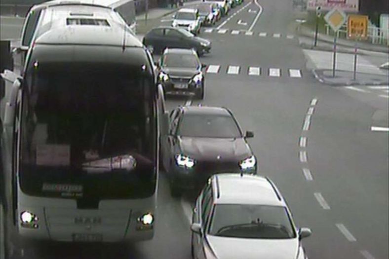 Pojačan promet vozila na graničnim prijelazima Velika Kladuša, Gradiška i Izačić