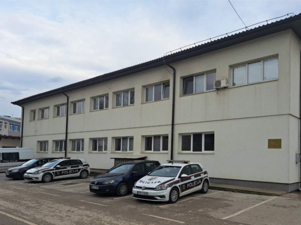 Policajac u Ilijašu osumnjičen za vezu s mafijom pucao sebi u glavu tokom akcije SIPA-e