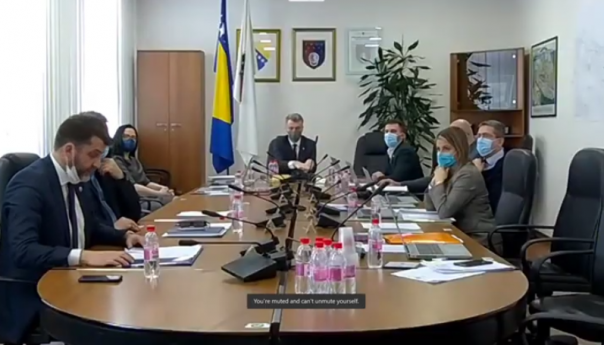 Policija KS efikasno odgovorila na migrantske nerede u Blažuju