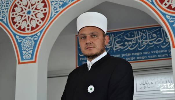 Policija obavila razgovor sa hafizom Amir-ef. Mahićem